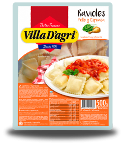 Ravioli com frango e espinafre